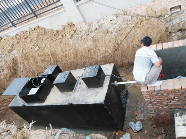 云南筑泓地埋式污水處理設(shè)備